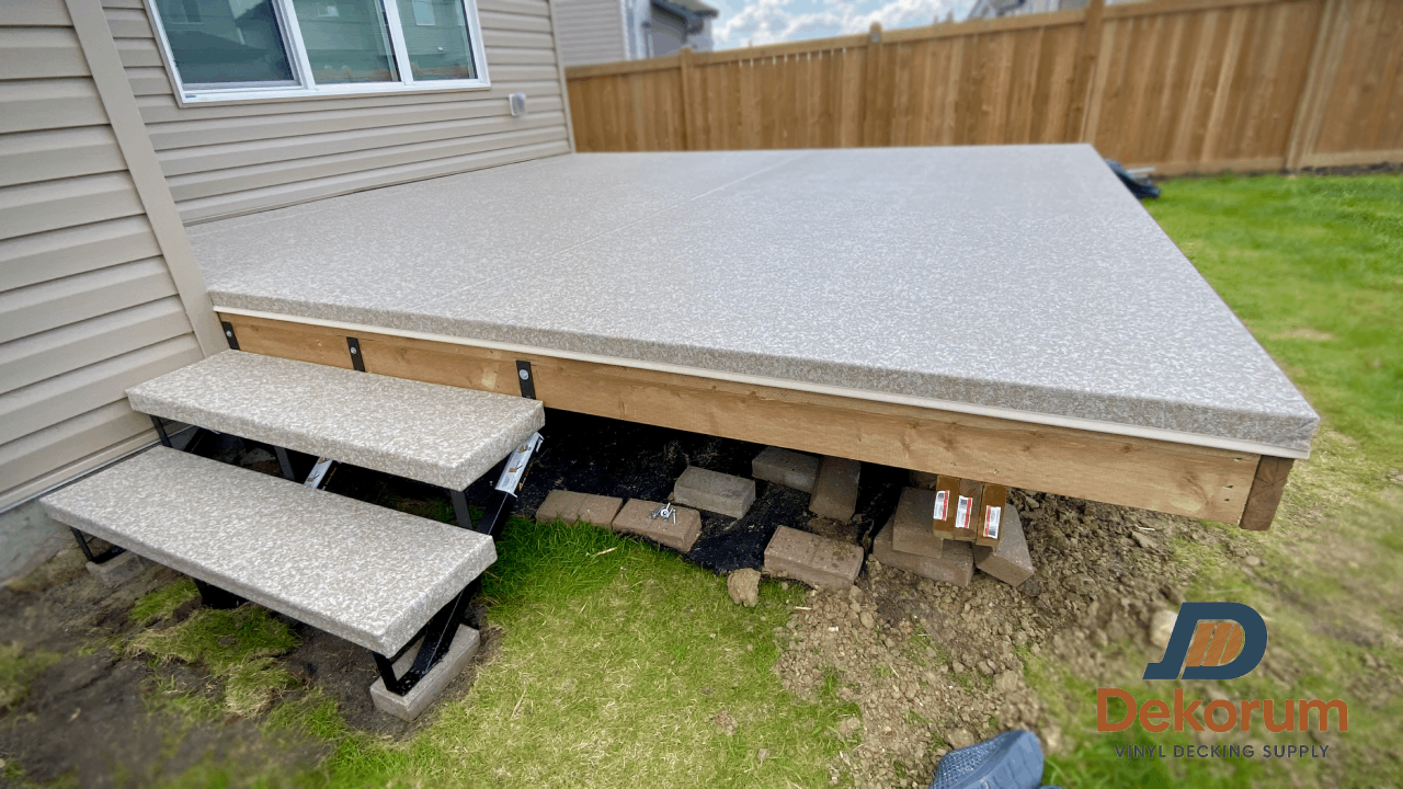 Dekorum Vinyl Desert Granite